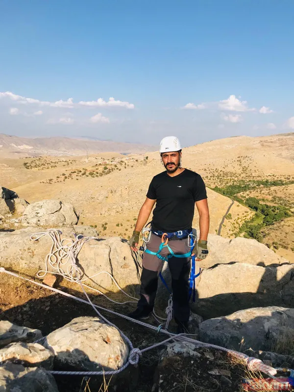 Babasından öğrendi! 150 metre yükseklikteki kayalardan topladığı balı 1000 TL'ye satıyor - 2
