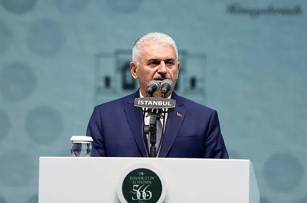 Binali Yıldırım'dan İstanbullulara üst üste müjdeler