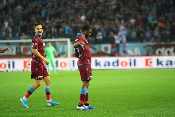 trabzonspor-4-1-gaziantep-fk-mac-sonucu-1571504240711.jpeg Trabzonspor 4-1 Gaziantep FK | MAÇ SONUCU-1