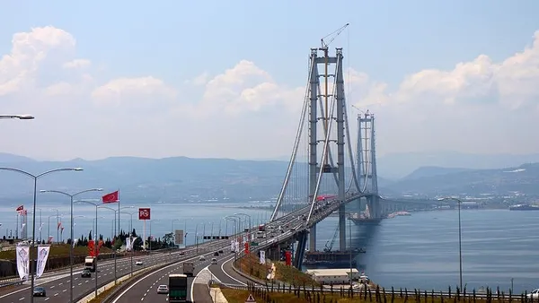 ulastirma-ve-altyapi-bakani-karaismailoglu-duyurdu-istanbul-izmir-otoyolu-ve-osmangazi-koprusunden-1-haftada-r-1652090308709.jpg Ulaştırma ve Altyapı Bakanı Karaismailoğlu duyurdu! İstanbul - İzmir Otoyolu ve Osmangazi Köprüsü'nden 1 haftada rekor geçiş-4