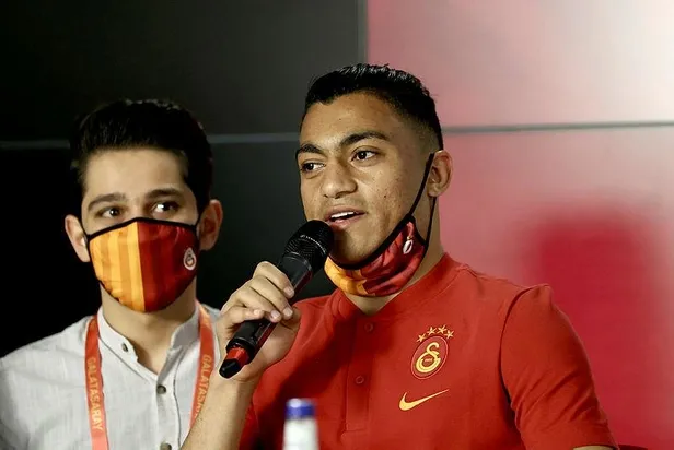 galatasaray-mostafa-mohamedin-tercumanligini-yapmasi-icin-suriyeli-youtuber-mahmoud-makkiyi-ise-aldi-1612974430322.jpeg Galatasaray Mostafa Mohamed’in tercümanlığını yapması için Suriyeli Youtuber Mahmoud Makki’yi işe aldı-1