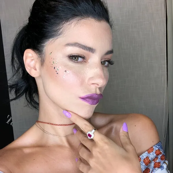 40-gunluk-esi-mert-aydinla-bosanma-karari-alan-merve-bolugurdan-yeni-hamle-delikanliyimdir-deyip-acikladi-o-ka-1668716599959.jpg 40 günlük eşi Mert Aydın’la boşanma kararı alan Merve Boluğur’dan yeni hamle! “Delikanlıyımdır” deyip açıkladı! O kareyi silmeye kıyamadı...-5