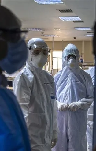 Dikkat! Koronavirüs en çok böyle bulaşıyor!