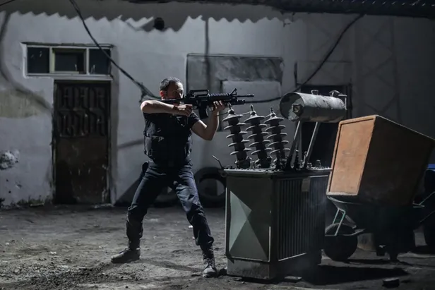 dirilis-ertugrul-ve-kurtlar-vadisiyle-nam-salmisti-payitaht-abdulhamide-cok-konusulacak-transfer-1601153737601.jpg Diriliş Ertuğrul ve Kurtlar Vadisi'yle nam salmıştı! Payitaht Abdülhamid'e çok konuşulacak transfer-4