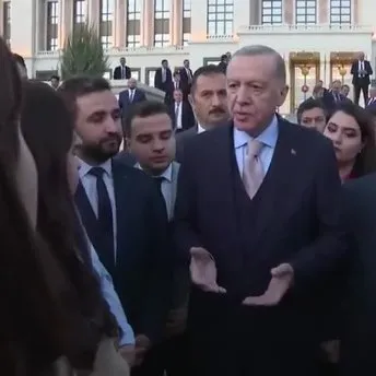 Başkan Erdoğan, Kabine Toplantısı sonrasında gazetecilerle sohbet etti