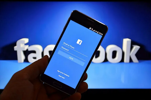 Çalınan Facebook hesaplara 3 dolara satışta!