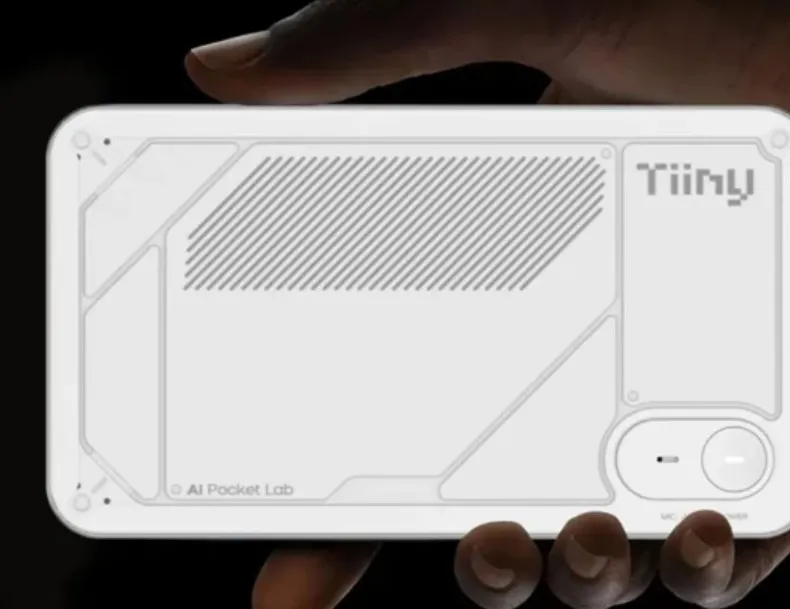 Cep Boyutunda Devrim: 80 GB RAM’li Yapay Zeka Süper Bilgisayar Geliyor