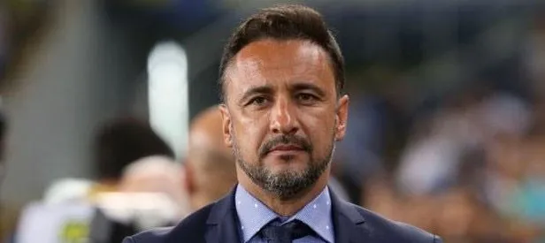 4-2-3-1 dedi... 3-5-2 oynattı