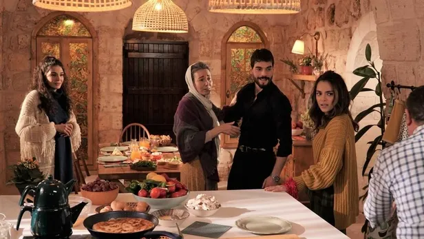Hercai 57. bölüm fragmanı şok etkisi yarattı! Azize Aslanbey ölüyor mu? Azra'nın gelişi büyük bir hataya neden oluyor-4
