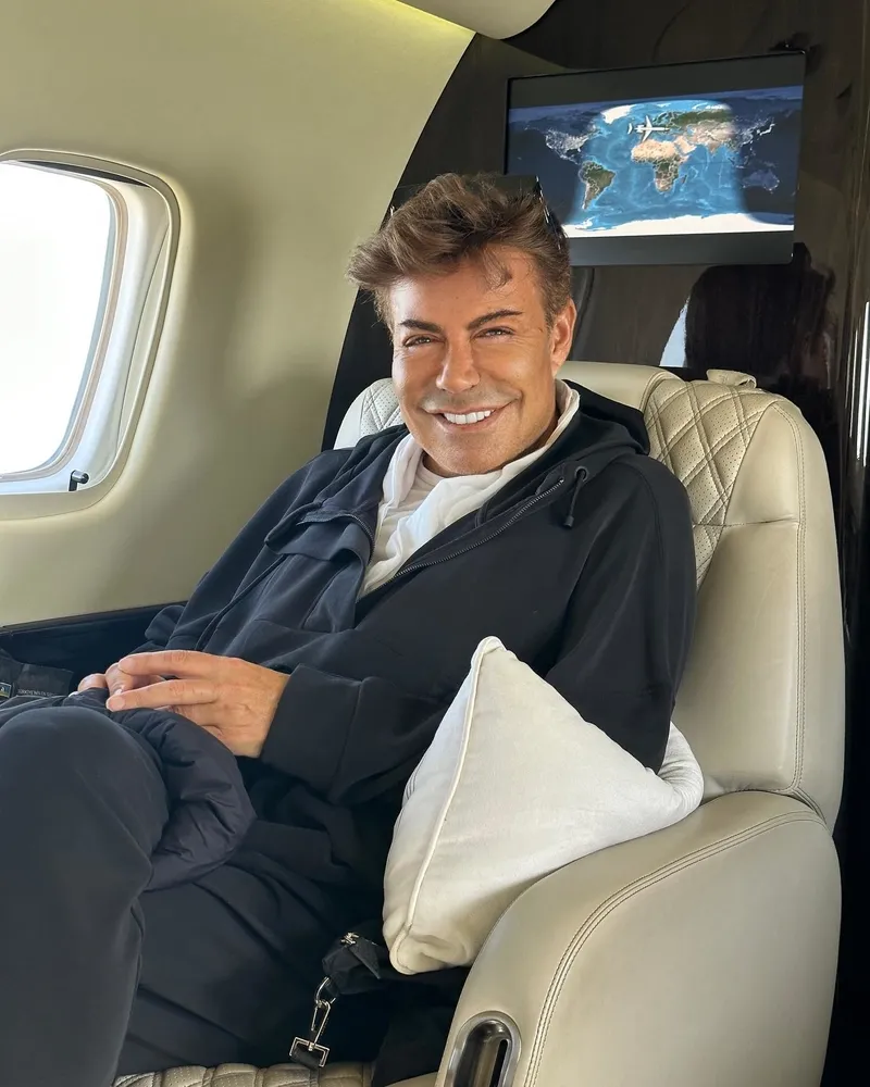 fatih-urekin-mal-varligi-ilk-kez-aciklandi-170-milyonluk-malikane-ve-dahasi-1775112459697.jpg Fatih Ürek’in mal varlığı ilk kez açıklandı! 170 milyonluk malikane ve dahası!-4