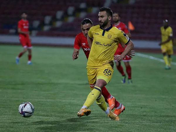 spor-toto-1-ligde-mke-ankaragucu-ve-umraniyespor-bu-hafta-super-lige-cikmayi-garantileyebilir-1651218154896.jpg Spor Toto 1. Lig'de MKE Ankaragücü ve Ümraniyespor bu hafta Süper Lig'e çıkmayı garantileyebilir-7