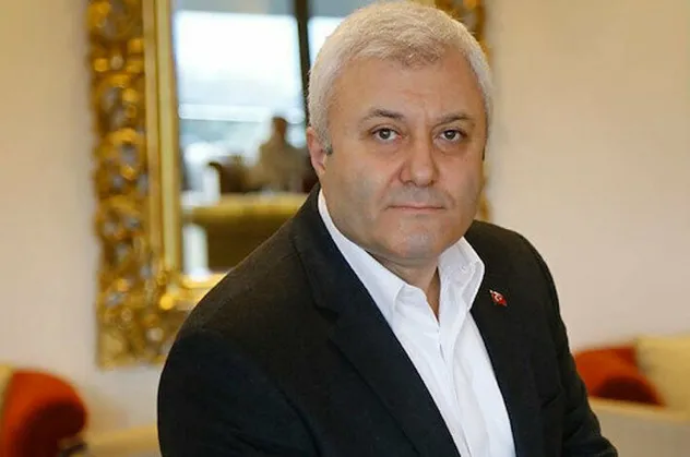 'Sosyal medya yasasına direneceğiz' diyen CHP'li Özkan TBMM'deki görüşmelere bile gitmedi!