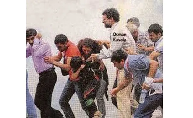 kilicdaroglundan-vanda-tepki-ceken-skandal-sozler-selahattin-demirtas-ve-kavala-serbest-kalsin-istiyorsaniz-bi-1653749710135.jpeg Kılıçdaroğlu'ndan Van'da tepki çeken skandal sözler: Selahattin Demirtaş ve Kavala serbest kalsın istiyorsanız bize katılın-5