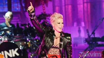 Dünyaca ünlü şarkıcı Pink ölümden döndü! İşte alev alan özel jetin dehşet veren görüntüsü