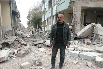 Mahalle tuzla buz oldu: Geride bir tek muhtar kaldı