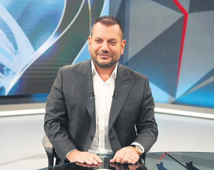 fbahcede-super-kupa-macinda-3-yerlinin-kim-olacagi-belirsizligini-koruyor-1703633161132.jpeg F.Bahçe'de Süper Kupa maçında 3. yerlinin kim olacağı belirsizliğini koruyor-9