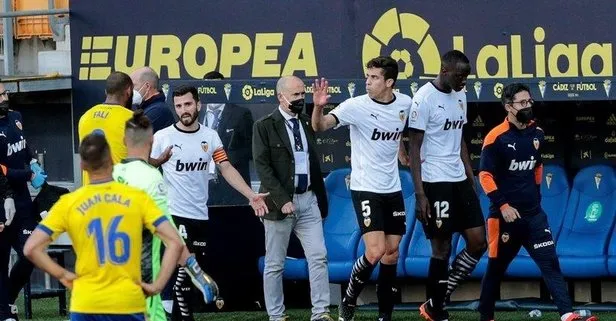 İspanya La Liga’da Cadiz-Valencia maçında Diakhaby’e ırkçı saldırı!