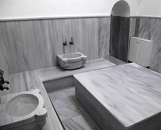 Turistler Türk hamamına koştu