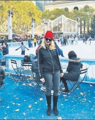 Ünlü manken Didem Uzel ABD'de yaşadığı hırsızlığı bu sözlerle anlattı: Bütün gün ot yoldum-5