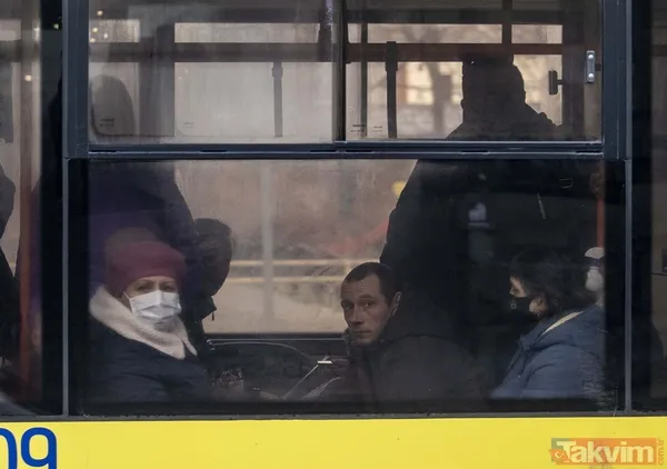SON DAKİKA: Rusya Ukrayna'yı işgal ediyor! Savaştan en çarpıcı fotoğraflar: Halk metro istasyonlarına kaçtı... Gözlerde korku var - 22