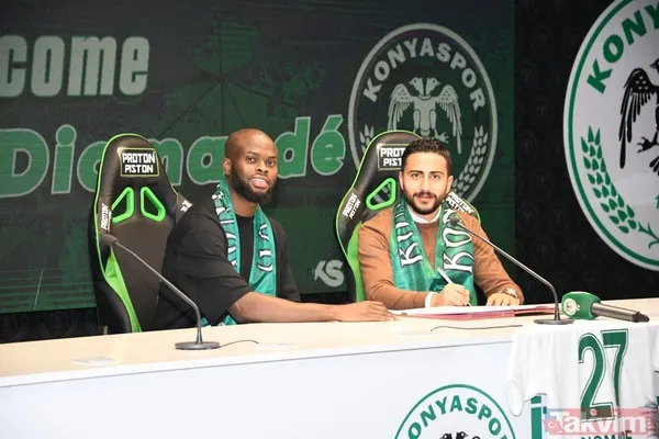 İmzalar atıldı, transferler resmen açıklandı! İşte Süper Lig'de biten transferler: Galatasaray, Fenerbahçe, Beşiktaş... - 44