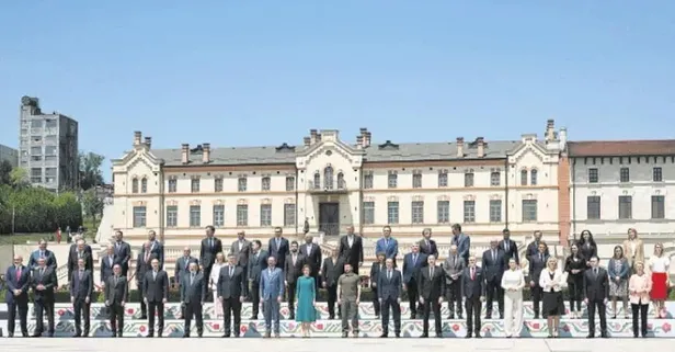 Moldova'daki Avrupa Siyasi Topluluğu'nda Başkan Erdoğan'dan Putin'e karşı gövde gösterisi: Zirveye katılmayan tek lider!