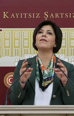 Son dakika: HDP'li Meral Danış Beştaş'tan fıkra gibi açıklama: PKK ile bağlantımız yok