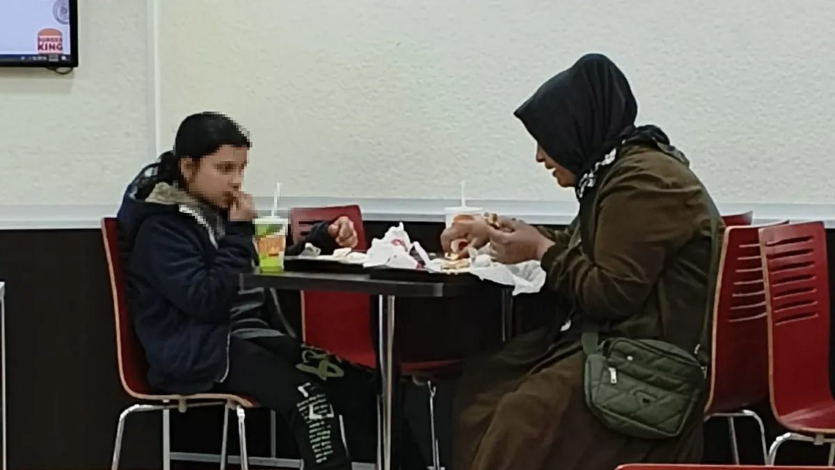 Skandal sonrası harekete geçildi:Ticaret Bakanlığı'ndan Burger King'e ceza: Hiçbir şekilde kabul edilemez