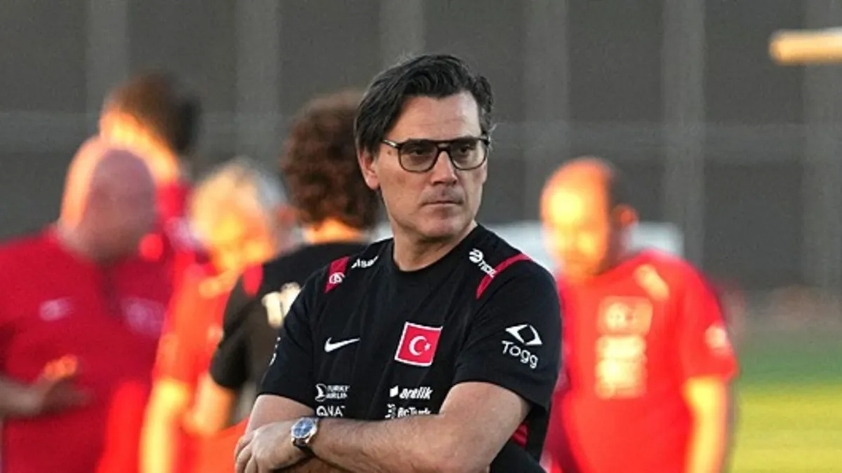TFF Başkanı Hacıosmanoğlu'ndan Montella'ya destek: "Ben burada olduğum sürece beraberiz"
