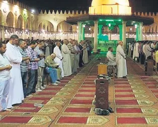 Darbeci Sisi’den skandal yasak