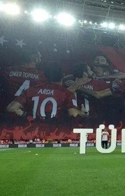 Eskişehir'de 35 bin Türk Bayrağı