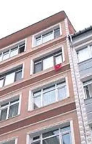 Bankacı kadın evinde vahşice öldürüldü!