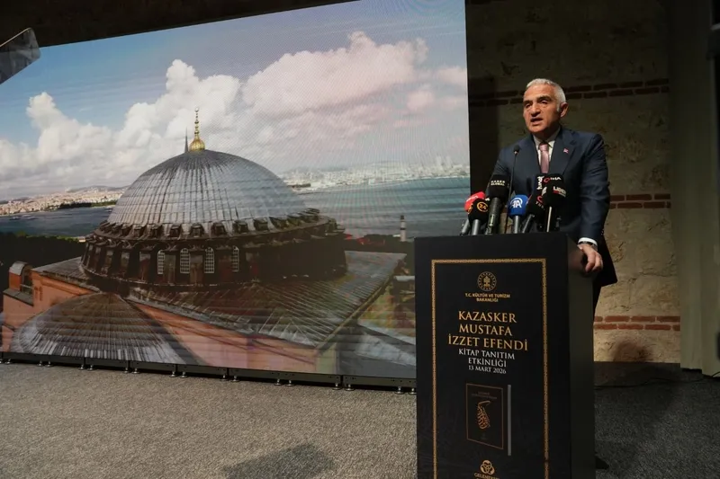 ayasofyanin-hattati-kazasker-mustafa-izzet-efendiye-buyuk-vefa-1773395459156.jpeg Ayasofya'nın hattatı "Kazasker Mustafa İzzet Efendi"ye büyük vefa-8