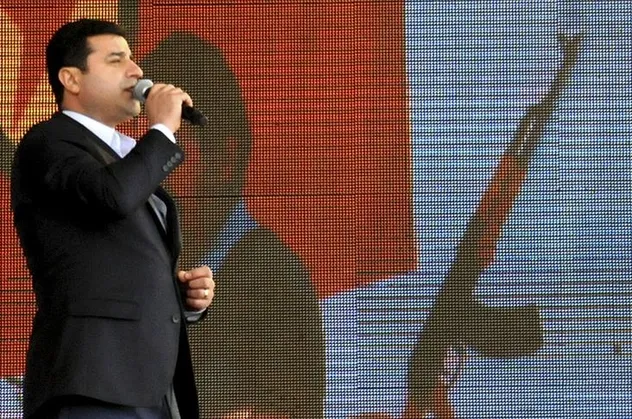 Selahattin Demirtaş'a rekor soruşturma! 7 şehir 19 mahkemede yargılanıyor