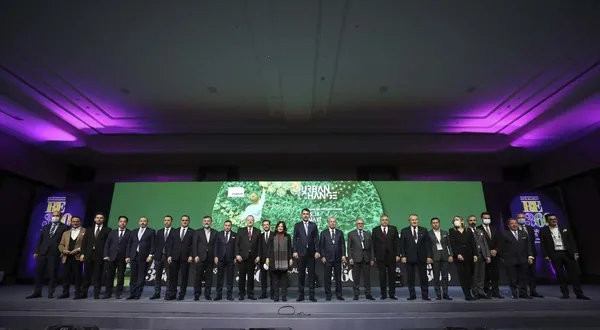 cevre-sehircilik-ve-iklim-degisikligi-bakani-murat-kurumdan-tum-sektorlere-yesil-kalkinma-projeleri-cagrisi-1639594753142.jpg Çevre Şehircilik ve İklim Değişikliği Bakanı Murat Kurum'dan tüm sektörlere 'Yeşil Kalkınma' projeleri çağrısı-6