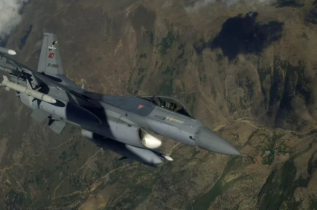 Son dakika: Irak'ın kuzeyine hava harekatı