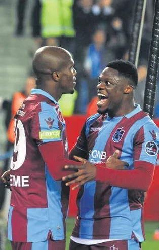 Sıra geldi iç transfere! Trabzonspor Ekuban, Nwakaeme, Hosseini ve Edgar Le ile sözleşme imzalayacak
