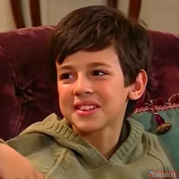 Yaprak Dökümü’nün Ayşe'si Şebnem Ceceli son haliyle mankenlere taş çıkardı! Fahriye Evcen ile Gökçe Bahadır'ın minik kardeşiydi! - 19