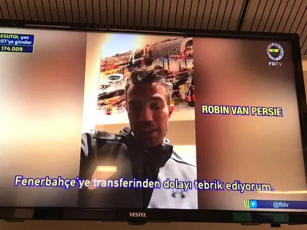 Bir dönem Fenerbahçe forması giyen efsane isimlerden Mesut Özil'e hoş geldin mesajı-4