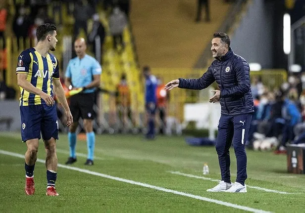 fenerbahce-olympiakos-maci-sonrasi-vitor-pereiradan-flas-sozler-her-geldiklerinde-attilar-1633030904186.jpeg