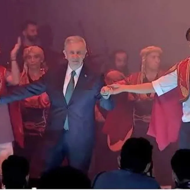 Mansur Yavaş için Tan Taşçı konseri iddiası: Ödeme 10 milyon lirayı geçti! Vatandaşlardan tepki Hesabı sorulsun