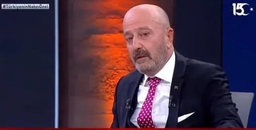 1689460353546.jpeg Emekli Korgeneral Zekai Aksakallı aziz kahraman Ömer Halisdemir'e şehadet emrini verdiği anları anlatırken gözyaşlarını tutamadı-5