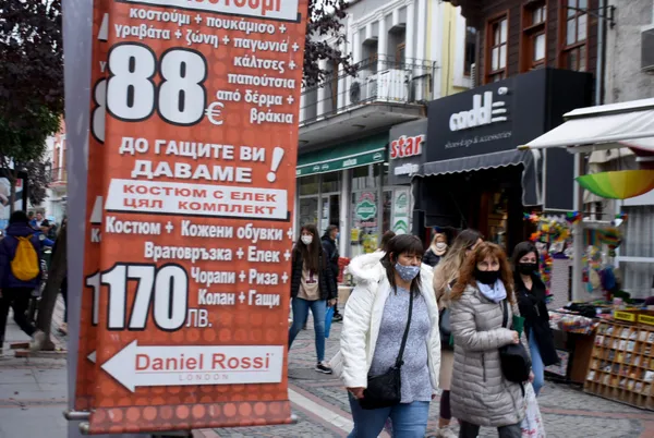 edirnede-esnaf-memnun-bulgaristan-koronavirus-kararlarinda-degisiklige-gitti-1-subatta-devreye-aliniyor-1643536898081.jpg Edirne'de esnaf memnun! Bulgaristan koronavirüs kararlarında değişikliğe gitti: 1 Şubat'ta devreye alınıyor-10