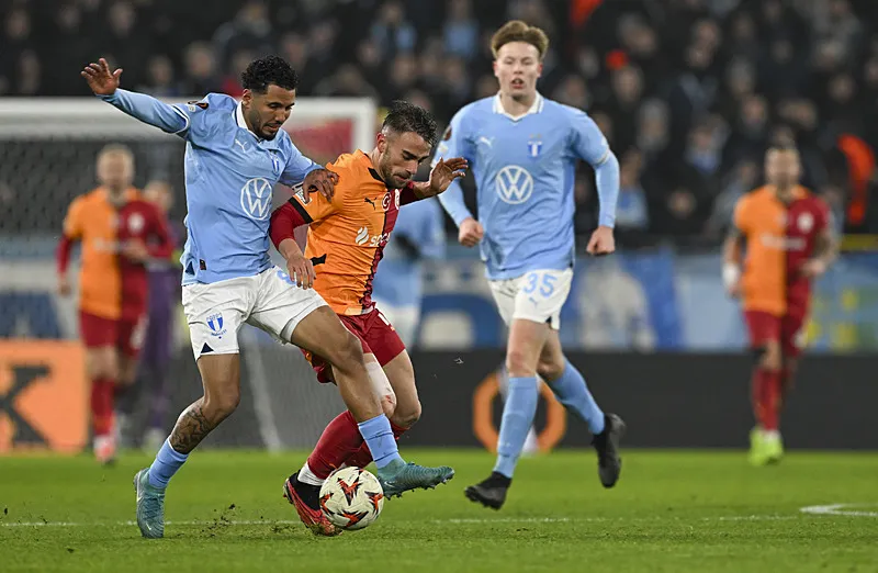 Galatasaray’a bir kuzeyli daha! Nelsson sonrası savunma lideri bulundu - 3