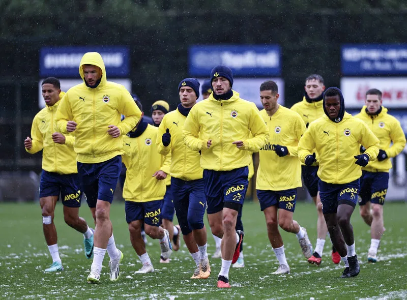 SON DAKİKA FENERBAHÇE TRANSFER HABERLERİ | Fenerbahçe'de ayrılık! İsmail Kartal'ın gözdesi Miha Zajc yolcu - 5