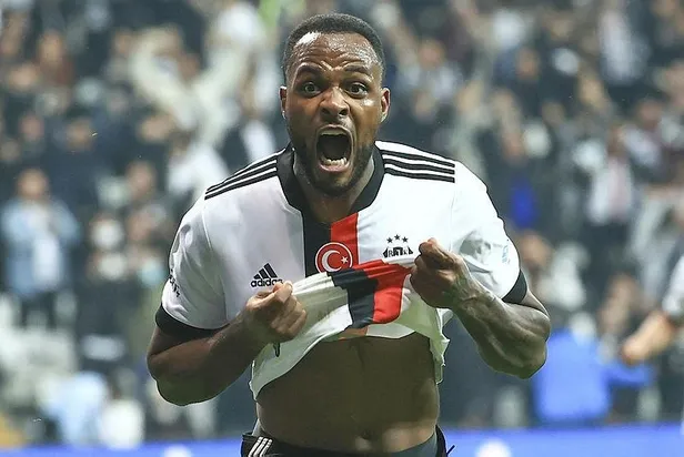 besiktasta-cyle-larin-krizi-devam-ediyor-takvim-perde-arkasini-aralayarak-onemli-detaylara-ulasti-1637353567876.jpeg Beşiktaş'ta Cyle Larin krizi devam ediyor! TAKVİM perde arkasını aralayarak önemli detaylara ulaştı-3