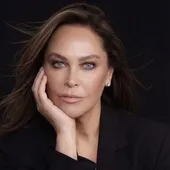 Doğum gününde ölümden döndü! Hülya Avşar 10 milyonluk aracıyla kaza yaptı