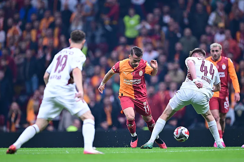 Galatasaray'a 30 milyon euroluk yıldız! Cimbom transfer için harekete geçti - 7