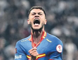 Romulo şov yaptı
