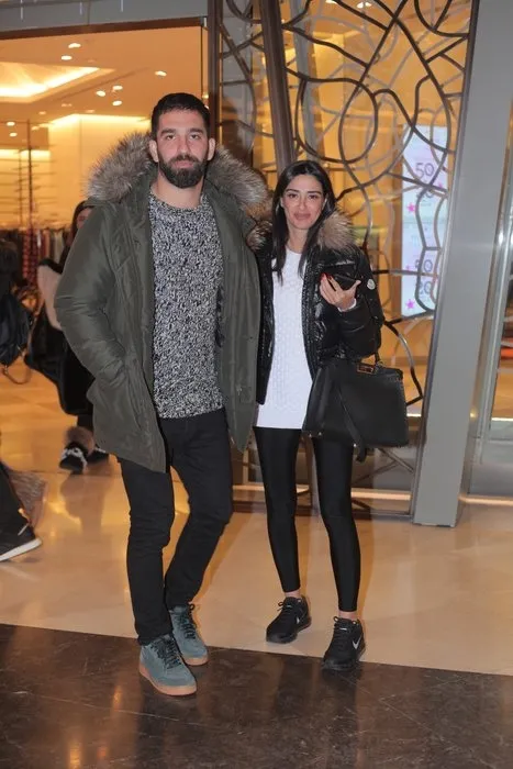 Arda Turan'ın sürpriz evlilik teklifinin nedeni…-11